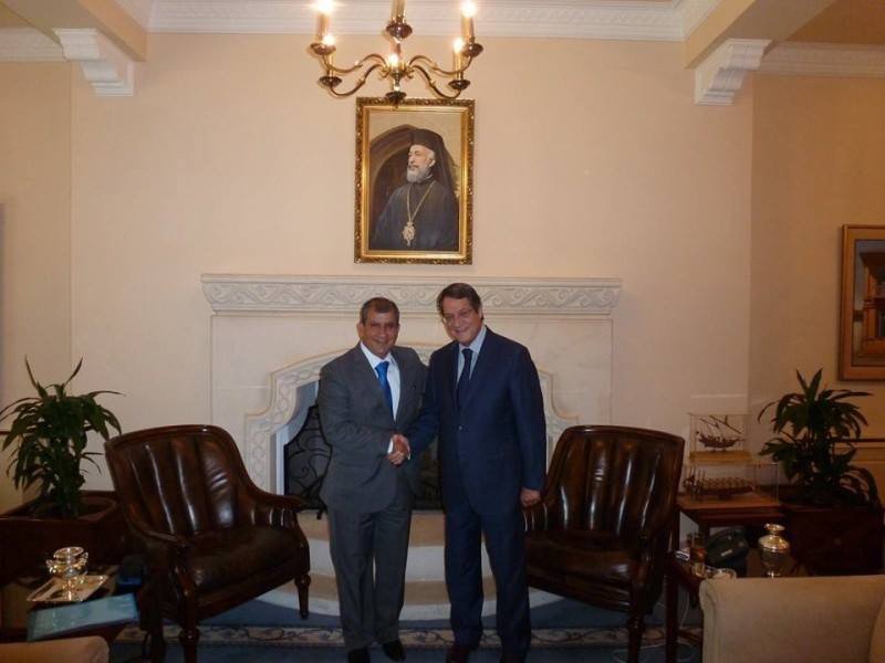 قبرص / الرئيس القبرصي يستقبل السفير الفلسطيني