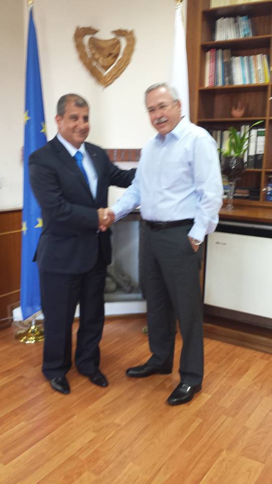 السفير حسن يبحث مع وزير الداخلية قضايا اللاجئين الفلسطينيين