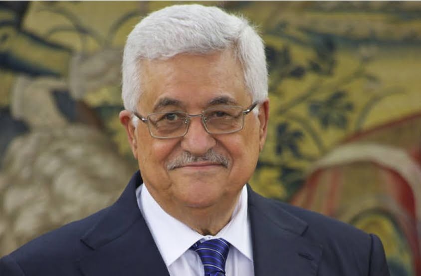 عباس يبحث الخطوات الفلسطينية مع وزير الخارجية السعودي