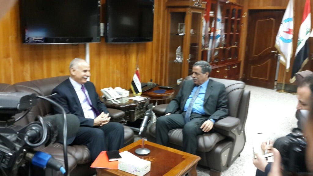 سفير دولة فلسطين في العراق يجتمع مع وزير الكهرباء العراقي