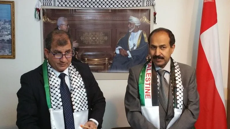 قبرص : بالفيديو والصور … توزيع الدفعة الثالثة من المنحة العمانية على اللاجئين الفلسطينيين