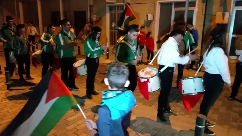 screenshot_2016-11-25-23-42-00