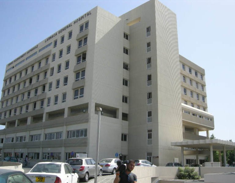 كيفية التخلص من قوائم الانتظار التي لا نهاية لها في المستشفيات في قبرص؟