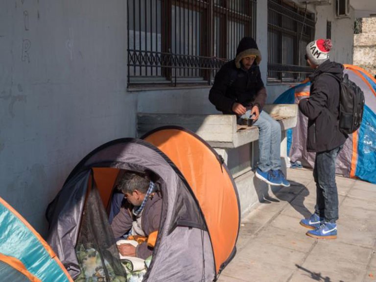 تبدو المفوضية ناقوس الخطر على طالبي اللجوء الذين لا مأوى لهم في قبرص