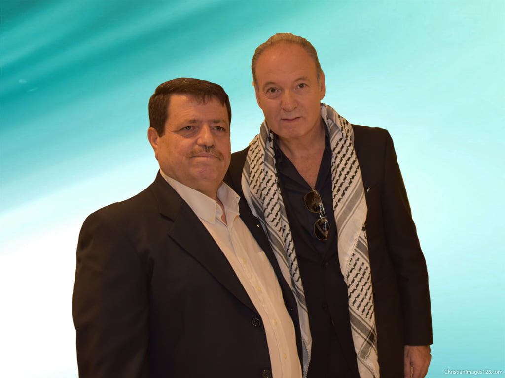 موقع فلسطينيو قبرص الاخباري يهنئ الفلسطيني الاخ احمد علي اسعد الملحم على حصوله على الجنسية القبرصية الف مبروك