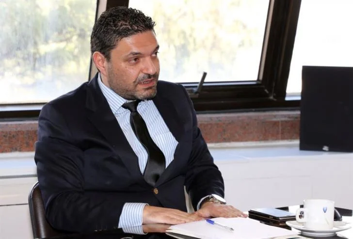 قبرص: تنازل ملحوض لحد الايقاف في اعداد اللاجئين القادمين الى جمهورية قبرص الدمقراطية بعد تصريح وزير الداخلية بقرار مجلس الوزراء جاء نصه
