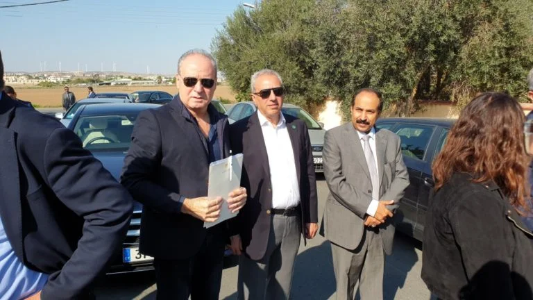 قبرص: التقى وزير الخارجية والمغتربين الدكتور رياض المالكي بالسكرتير العام لحزب (اكيل) القبرصي، السيد اندروس كبريانو في مقر الحزب في العاصمة القبرصية نيقوسيا.