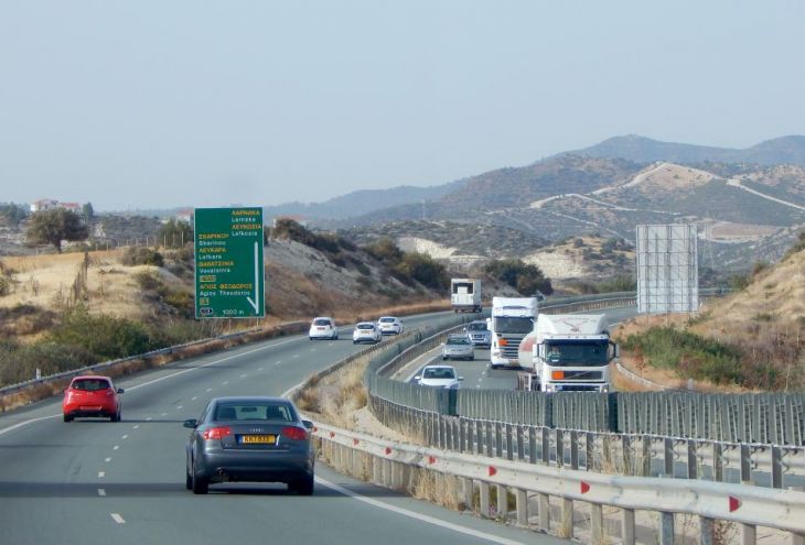ثمانية معايير للحرمان التلقائي من رخصة القيادة في قبرص اسمه