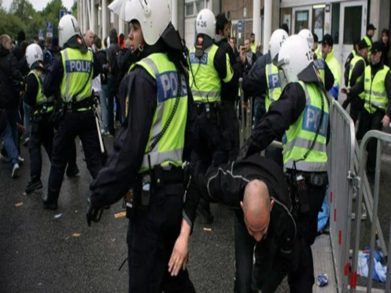 فيديو: صدامات بين الأمن السويدي واللاجئين الفلسطينيين في مدينة غوتنبرغ