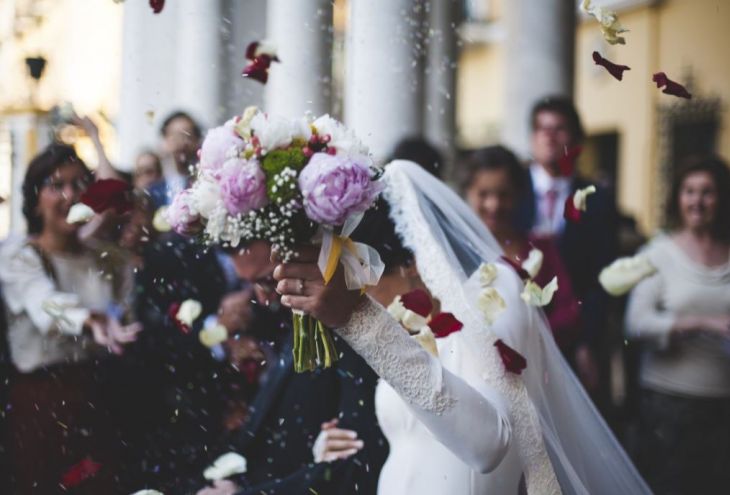 سمحت سلطات قبرص بحفلات الزفاف والتعميد مع 350 ضيفًا. منذ 22 أغسطس