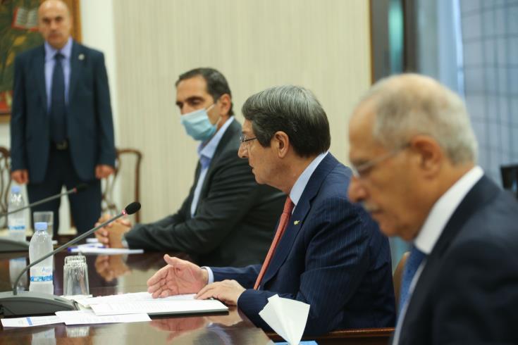 الرئيس أناستاسياديس: أدعو الجميع إلى احترام الإجراءات الجديدة منعاً لتفشي الفيروس