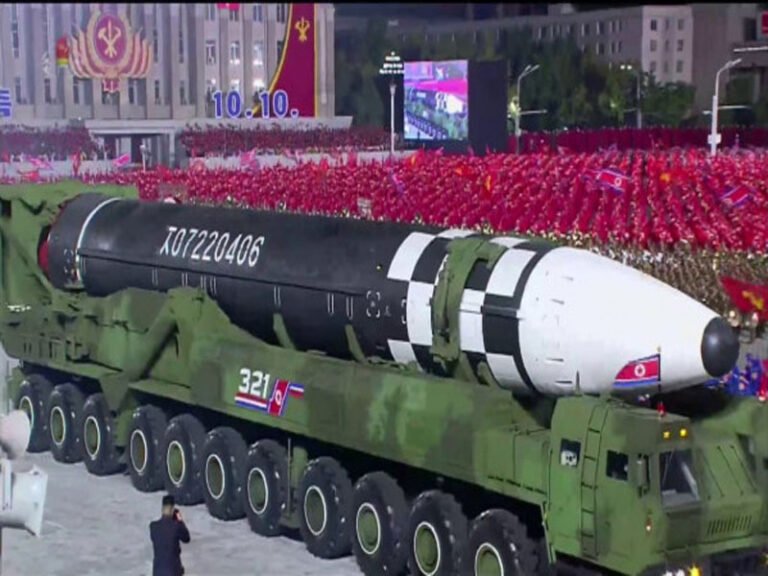 قناة إسرائيلية تُحذّر: صاروخ كوريا الشمالية الجديد يبلغ مداه 13000كم ويغطي الولايات المتحدة