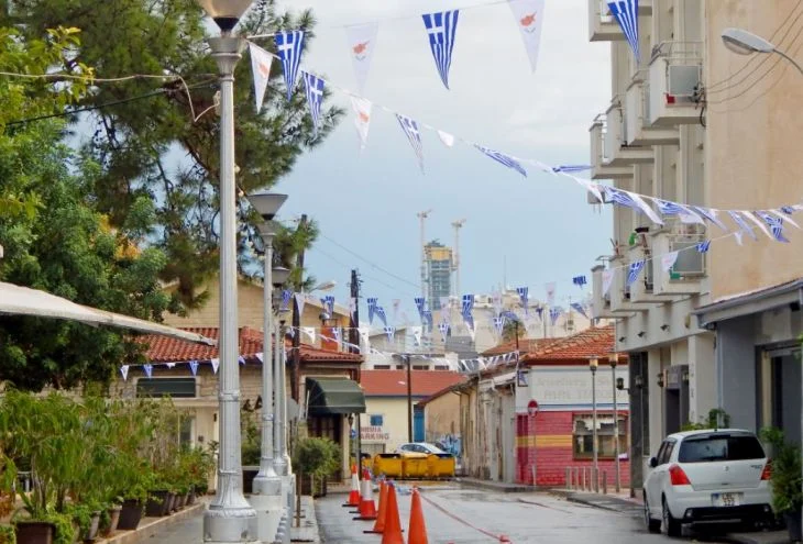 كيف تجعل الإقامة الدائمة في قبرص أكثر جاذبية بعد إلغاء برنامج “جواز السفر الذهبي”؟