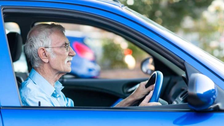 اختبار اللياقة الطبية للسائقين في قبرص إلزامي لمن تبلغ أعمارهم 70 عامًا فما فوق