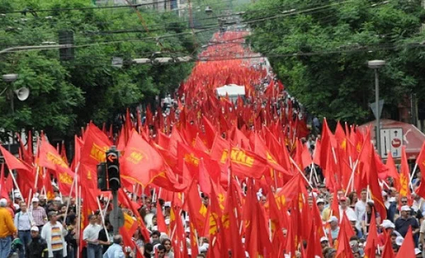 الحزب الشيوعي اليوناني يؤكد أهمية التضامن الدولي مع كفاح الشعب الفلسطيني