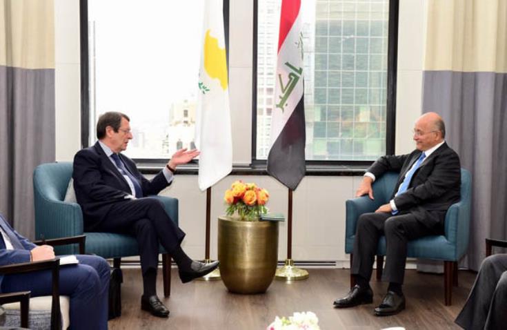 رئيس الجمهورية يبحث مع نظيره العراقي مشاركة العراق في الآلية الثلاثية