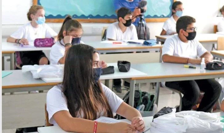 شكوك حول افتتاح المدارس في 10 يناير