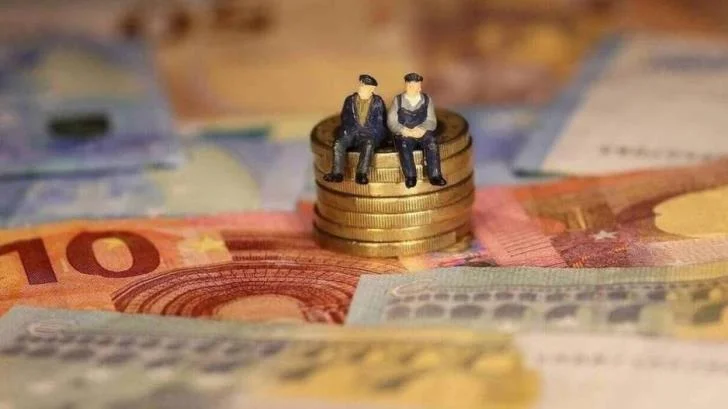 تم تمديد الموعد النهائي للحصول على بطاقة حافلة مجانية لأصحاب المعاشات ذوي الدخل المنخفض حتى 31 مايو