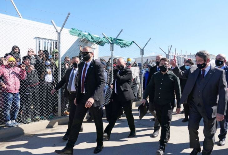 عقد رئيس قبرص اجتماعا حول هيمنة المهاجرين غير الشرعيين