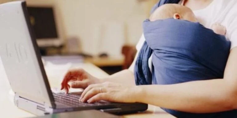 التقديم الإلكتروني للبطالة والأمومة والدفع المتأخر