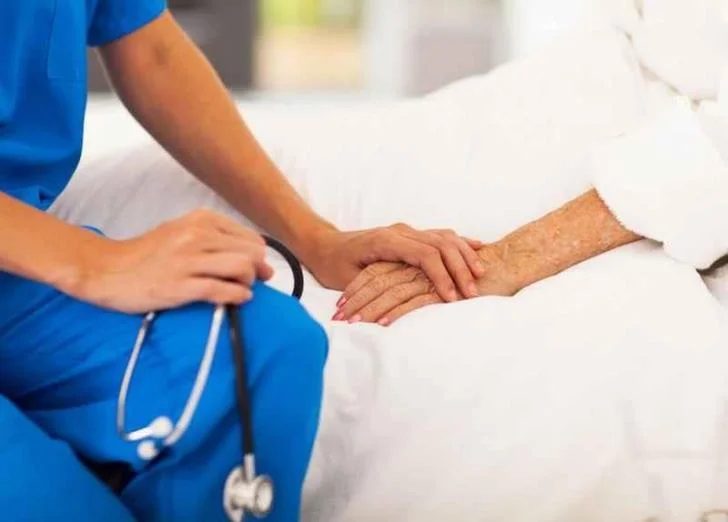 يهدف مشروع القانون إلى تعزيز الإطار القانوني لتقديم خدمات التمريض المجتمعية