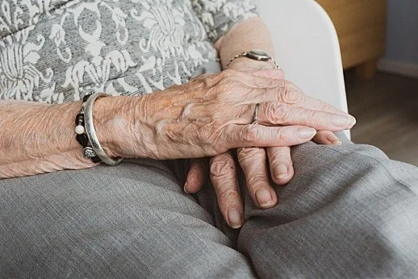 نقل إصلاح نظام التقاعد إلى الحكومة الجديدة