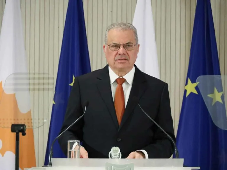 أعيد أكثر من ألف مهاجر إلى وطنهم في يناير