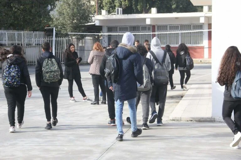 Isotita: يجب على الدولة تقديم وجبة إفطار مجانية لجميع أطفال المدارس