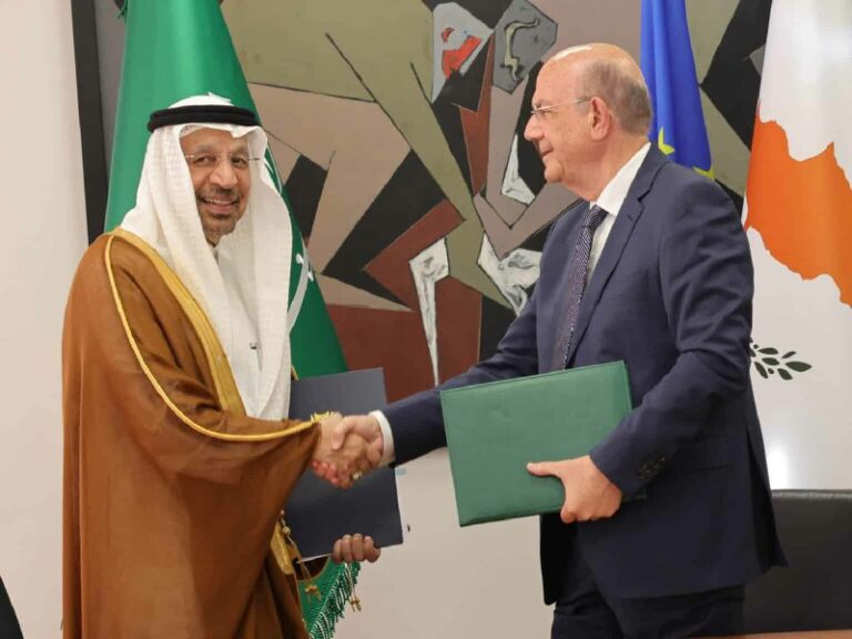 قبرص والمملكة العربية السعودية تكثفان ترويج الاستثمارات