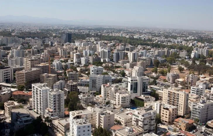 الطلب قادم لإدارة المباني السكنية(مهم جدا)