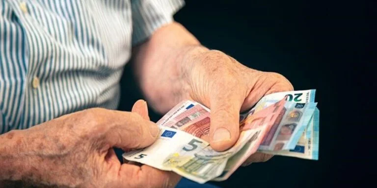 في العادة ، يتم دفع الإعانات الاجتماعية لشهر أبريل ، كما يقول Yf. رعاية