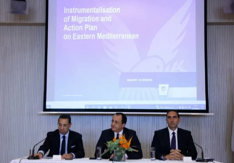 الحكومة تقول لسفراء الاتحاد الأوروبي: “دعم أزمة الهجرة يجب أن يكون في أفعال وليس أقوال”