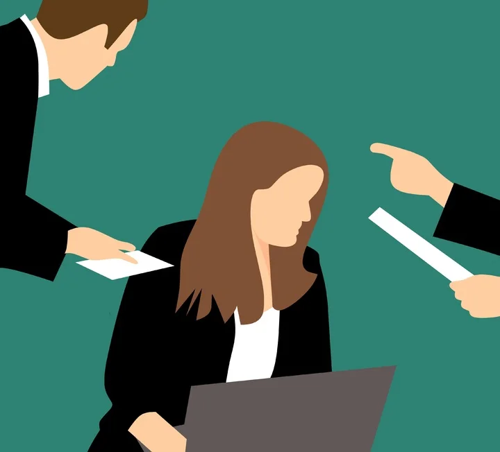 خط مساعدة جديد لدعم الموظفين الذين يتعرضون للمضايقة والعنف