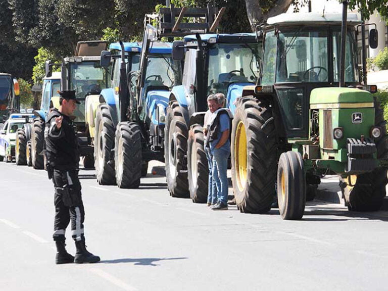حذرت شرطة نيقوسيا من اضطرابات مرورية يوم الاثنين بسبب احتجاج المزارعين