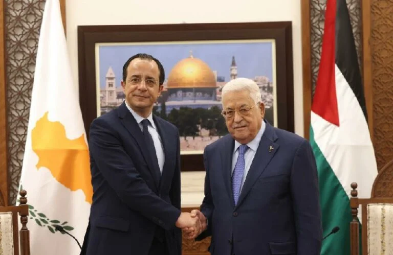 كريستودوليدس في أول زيارة لرئيس فلسطين منذ ثماني سنوات (التحديث 2)