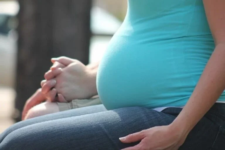 تقديم حوافز لخفض معدلات الولادة القيصرية