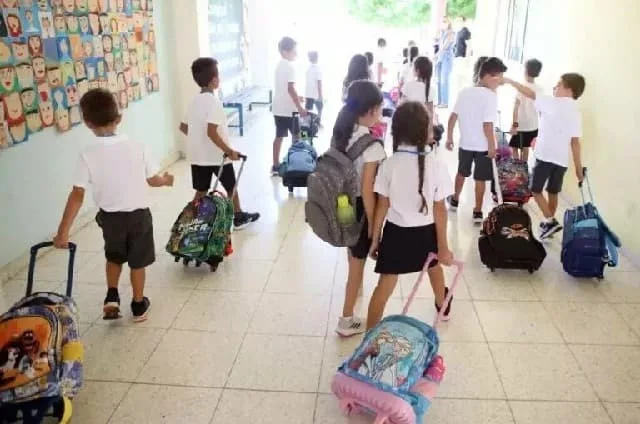 بدء تسجيل طلاب المدارس الابتدائية بنظام إلكتروني جديد للصف الأول