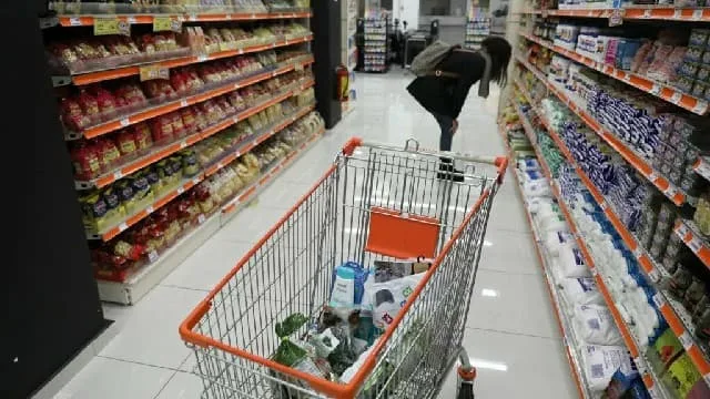 ارتفاع التضخم بنسبة 2.6% مع ارتفاع أسعار المواد الغذائية