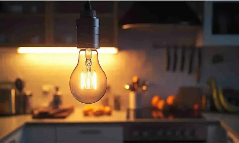 EAC: توزيع قسائم هدايا لمصابيح LED