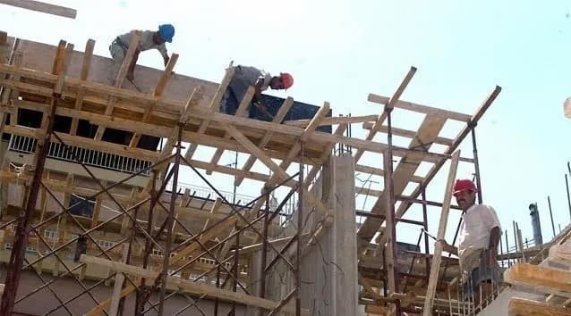 تحذيرات إدارة تفتيش العمل بشأن توقف العمل