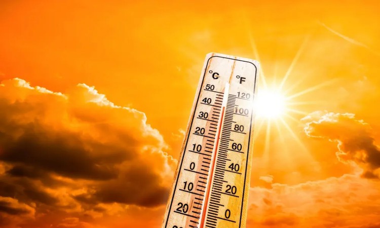 تغير تحذير هيئة الأرصاد الجوية من البرتقالي إلى الأصفر – الزئبق عند 41 درجة