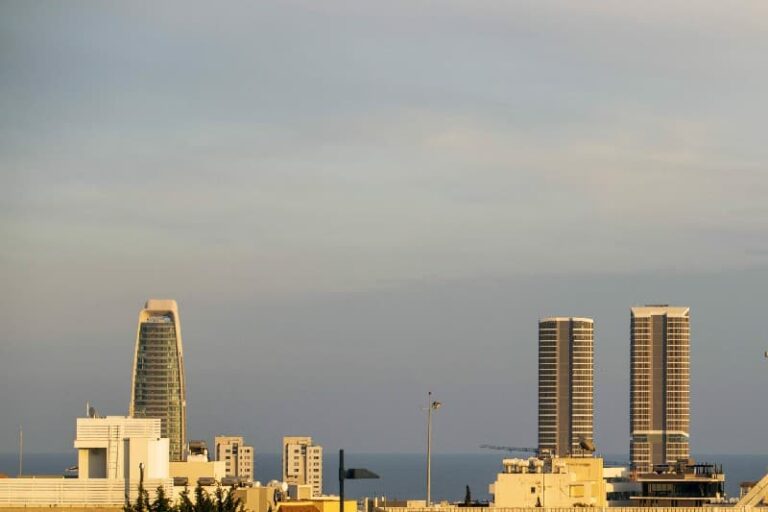 يقول رئيس برنامج الأمم المتحدة للمستوطنات البشرية إن أزمة السكن أكثر حدة في الدول الصغيرة مثل قبرص
