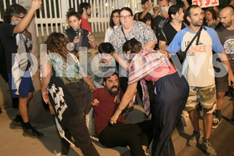 تعديل قانون التظاهر بعد احتجاجات على انتهاكات حقوق الإنسان