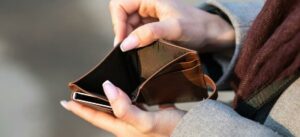 واحد من كل عشرة عمال معرضون لخطر الفقر، استراتيجية سيتم تقديمها إلى البرلمان الأوروبي – “حان وقت التحرك”