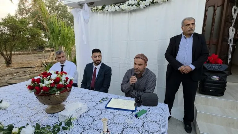 قبرص:بقلوب يملؤها الفرح والسرور، وبمشاعر تفيض أملاً وتفاؤلاً، نعلن عن خطوبة وعقد قران الشاب حمزة جهاد ابو صفية على كريمة الاخ ناهض مرتجى (لما)