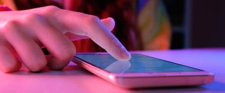 تمديد تعليق خدمة الهواتف المحمولة المدفوعة مسبقًا مجهولة الهوية – صوتت الجمعية العامة على اقتراح بقانون، الموعد النهائي هو 10 ديسمبر