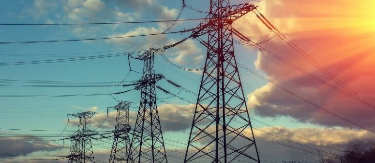 قرر مجلس الوزراء تمديد دعم الكهرباء للفئات الأكثر احتياجاً حتى عام 2026