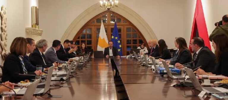 وافق مجلس الوزراء على مشروع قانون إنشاء وكالة الإسعاف الوطنية