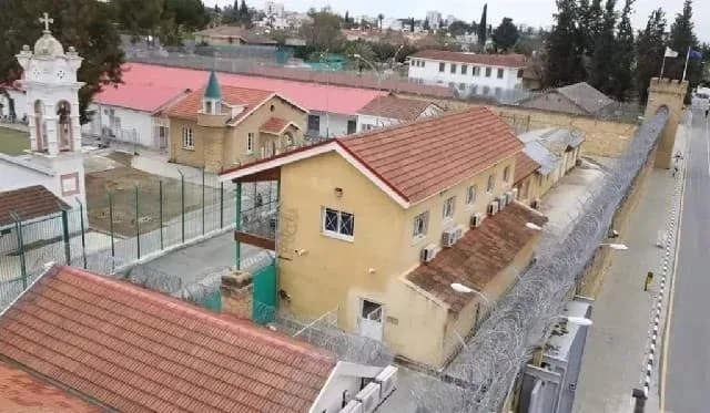 الدفعة الثانية من المفرج عنهم من السجون قادمة: قائمة تضم 130 سجيناً تُرسل إلى الرئيس – سيتم ترحيل أكثر من 80 أجنبياً