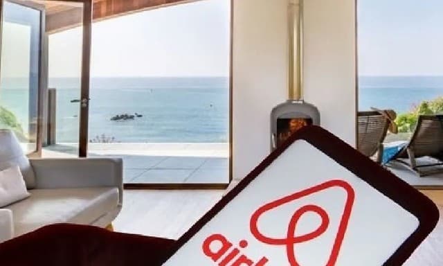 فوضى بسبب تأجير الشقق غير القانوني عبر منصة Airbnb في قبرص – لماذا ارتفعت الأسعار (فيديو)